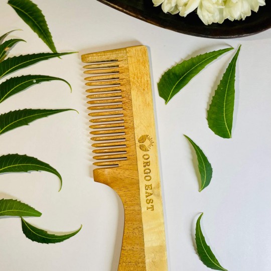 Handle Herbal Oil Treated Neem Comb